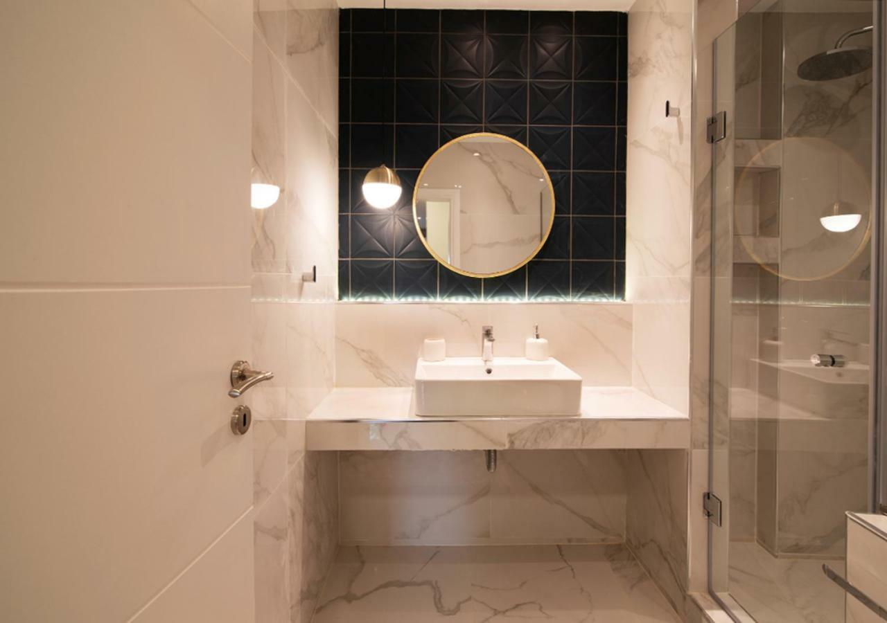 Pame Rentals - Charming Central Studio Атина Екстериор снимка